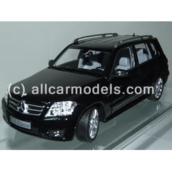 Minichamps 1/18 Mercedes...