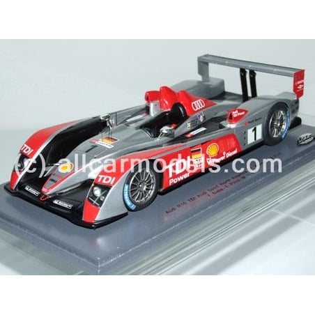 Spark 1/24 Audi R10 TDI No.1 Winner Le Mans 2007 Biella/Pirro/Werner