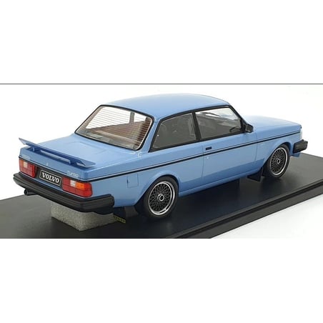 Ixo 1/18 Volvo 240 Turbo Custom 1985