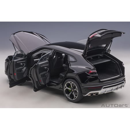 Autoart 1/18 Lamborghini Urus