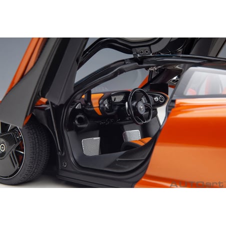 Autoart 1/18 McLaren Speedtail
