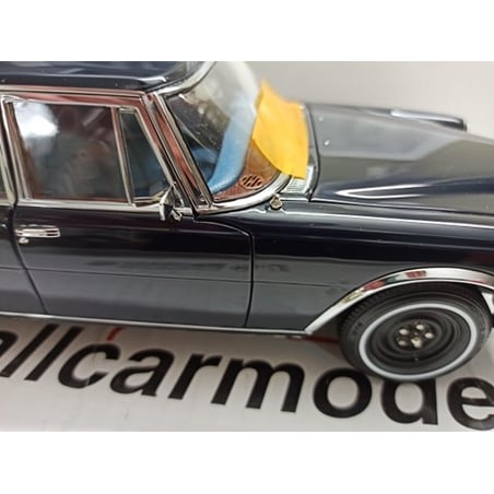 1/18 Mercedes-Benz 600 Pullman “King of Rock’n Roll” 1972