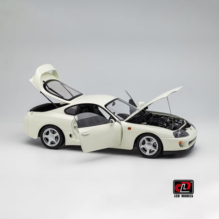 LCD Models 1/18 Toyota Supra MKIV (A80) Coupe 1993 (Car lift and key fob included)