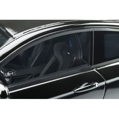 1/18 BMW M4 CS (F82) 2017