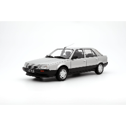 Voiture Miniature 1/18 Scale Classic Lada 2105 Model Car Modèle Réduit