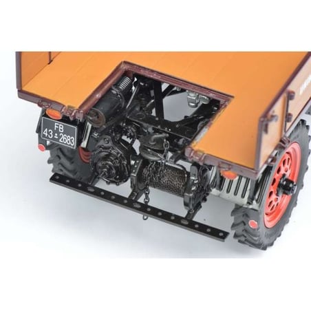 1:18 MERCEDES-BENZ UNIMOG 401 WITH WESTFALIA KABINE
