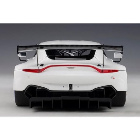 Autoart 1/18 Aston Martin Vantage GTE Le Mans Pro 2018