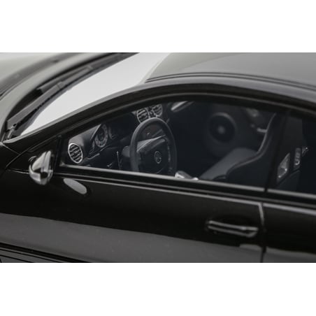 Otto Mobile 1/18 Mercedes-Benz C209 CLK DTM AMG Coupe 2004