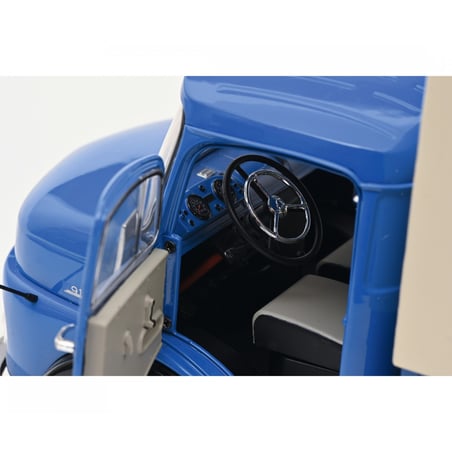 Schuco 1/18 Mercedes-Benz L 911 1966