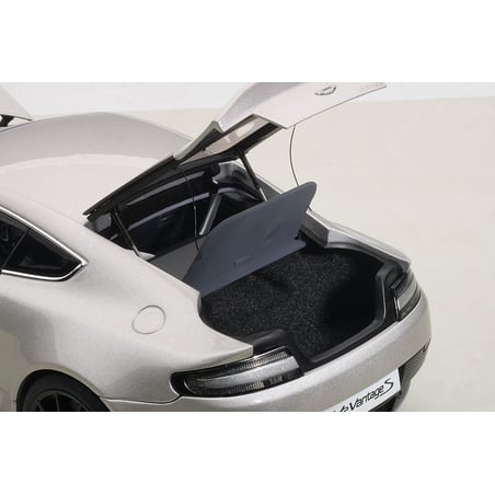 Autoart 1/18 Aston Martin V12 Vantage S 2015