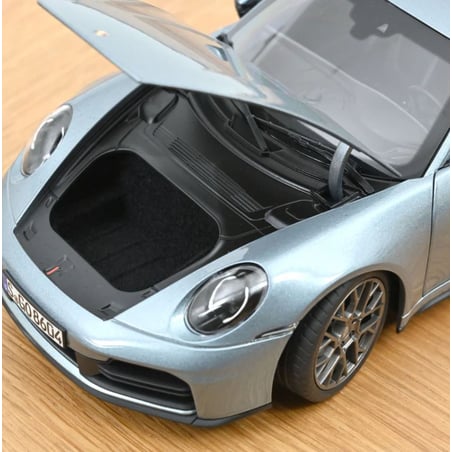 Norev 1/18 Porsche 911 (992-2) Carrera Coupe 2025