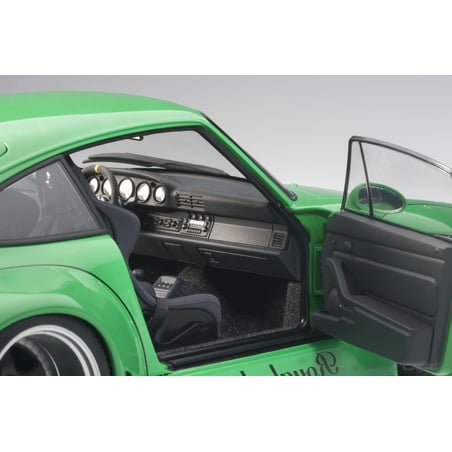 Autoart 1/18 Porsche RWB 993