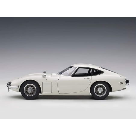 1:18 Toyota 2000 GT Coupe 1965 (AUTOart)