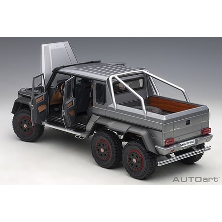 Autoart 1/18 Mercedes Benz G63 6x6