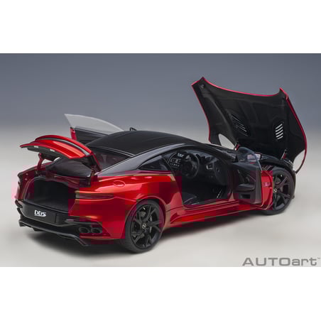 Autoart 1/18 Aston Martin DBS Superleggera