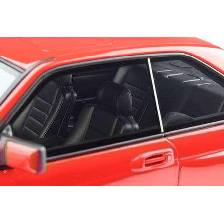 Otto Mobile 1/18 Mercedes-Benz W126 560 SEC wide body 1986