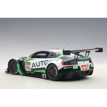 Autoart 1/18 Aston Martin V12 Vantage Bathrust 12 Hours Race 2015  No.99A JM.Merlin/J.Venter/F.Yu