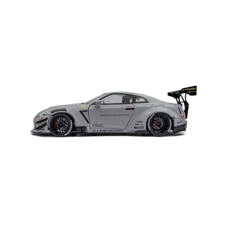 Solido 1/18  Nissan GT-R (R35) LBWK Bodykit Type 2.0 2024 with Wataru Kato-San figure