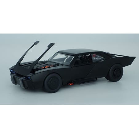 JADA 1/18  Batmobile with Batman figure & functional lights from the Movie The Batman 2022