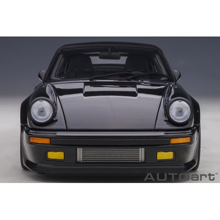Autoart 1/18 Porsche 911 (930) Turbo Wangan Midnight “Blackbird”
