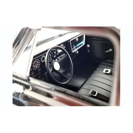 ACME 1/18 Chevrolet C-30 Ramp Truck 1967