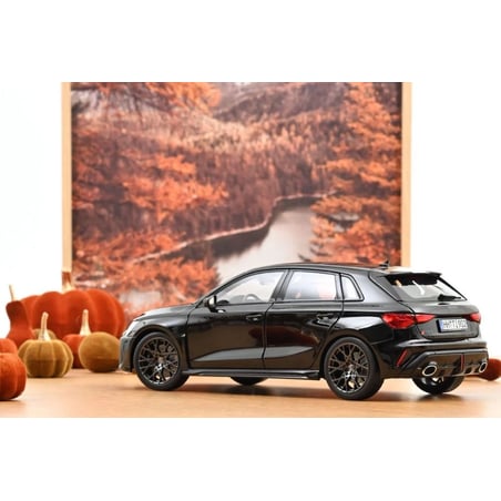 Norev 1/18 Audi RS 3 (8Y) 2025