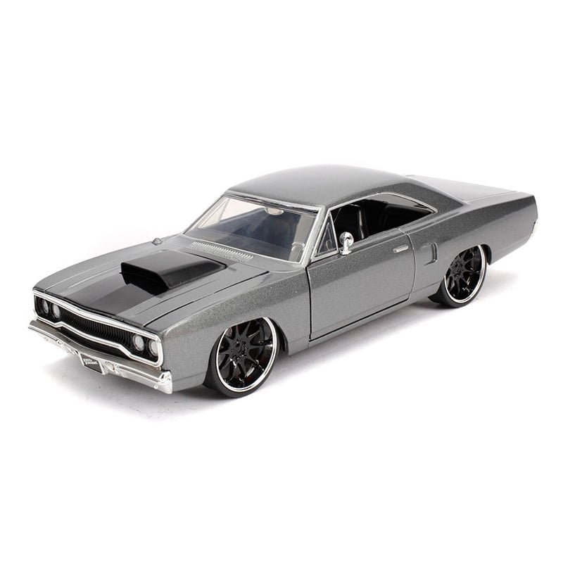 1:24 Dom's Plymouth Road Runner