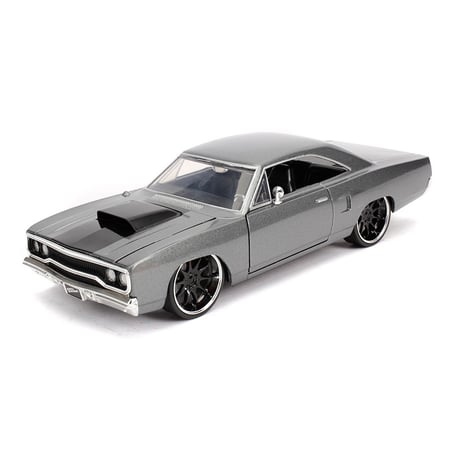 1:24 Dom's Plymouth Road Runner