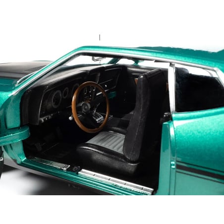 Autoworld 1/18 Ford Mustang Mach 1 1971