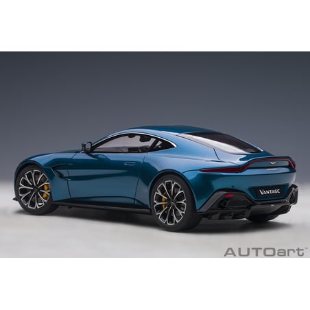 Autoart 1/18 Aston Martin Vantage 2019