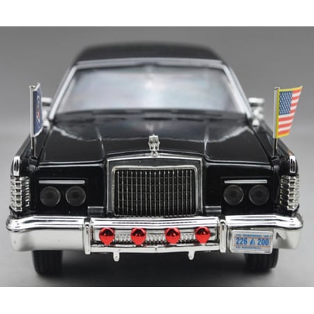 Yatming 1/24 Lincoln Continental Reagan Car 1972