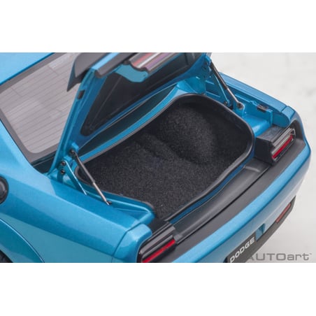 Autoart 1/18 Dodge Challenger SRT Demon