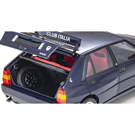 Kyosho 1/18 Lancia Delta HF Integrale "Club Italia"