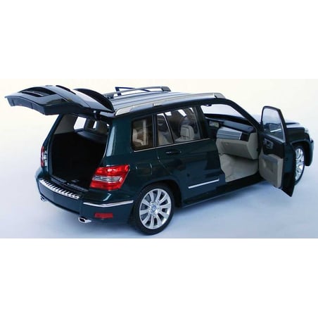 1/18 Mercedes Benz GLK Class