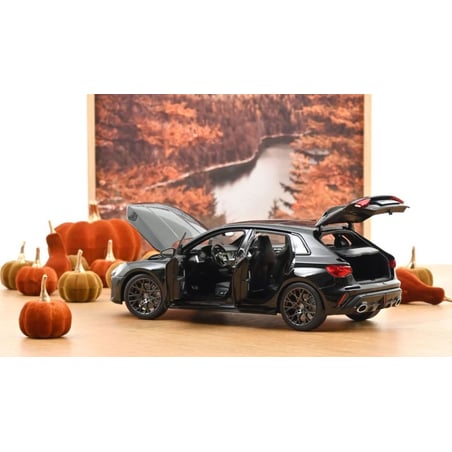Norev 1/18 Audi RS 3 (8Y) 2025