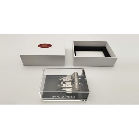 CMC 1/18  Street Exhaust, Porsche 904 Carrera GTS