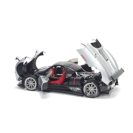 Almost Real 1/18 Pagani Zonda F 2005