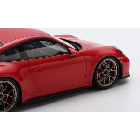 Spark 1/18 Porsche 911(992) GT3 2022