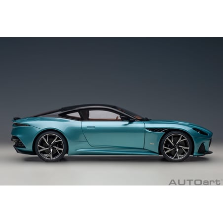 Autoart 1/18 Aston Martin DBS Superleggera