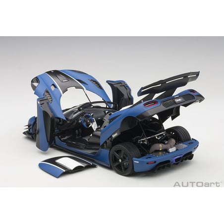 AutoArt  1/18 Koenigsegg One:1