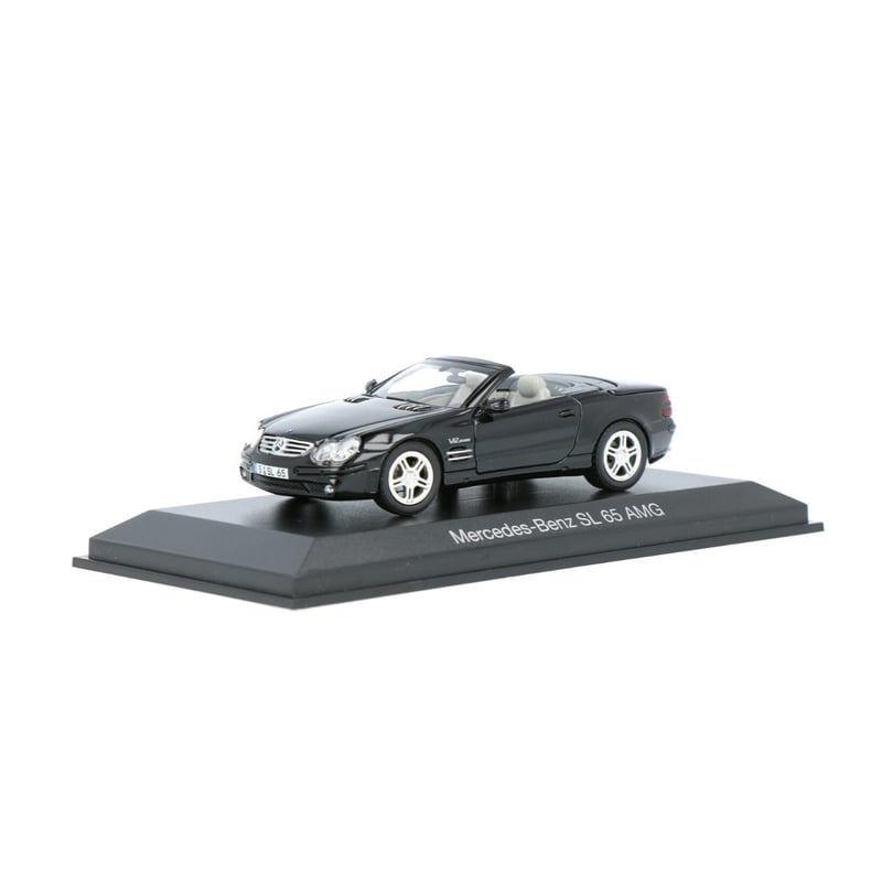 Norev 1/43 Mercedes SL 65 AMG with a functional hood 2004