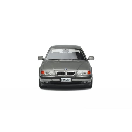 Otto Mobile 1/18 BMW E38 750 IL 1995 James Bond 007