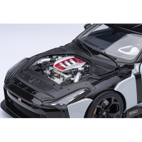 Autoart 1/18 Nissan GT-R50 by Italdesign 2020