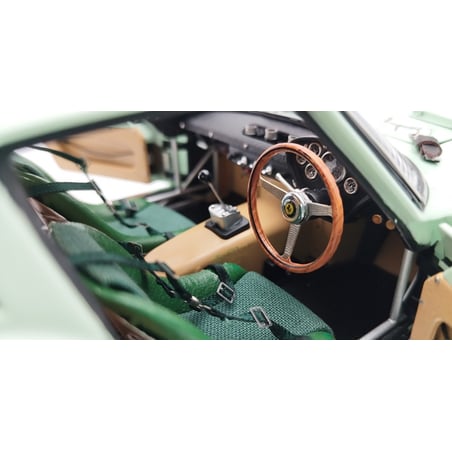 CMC 1/18 Ferrari 250 GTO, Goodwood 1962, No.15 Stirling Moss Team/Ireland