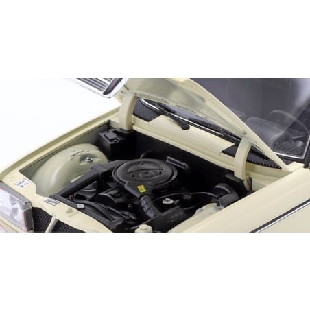 Norev 1/18 Mercedes Benz 200T 1982 Taxi