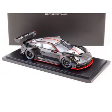 Porsche 911 (992) GT3 R 2022 with Showcase