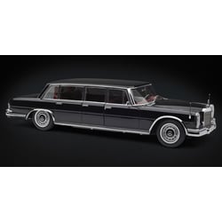 CMC 1/18 Mercedes Benz 600...