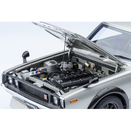 Autoart 1/18 Nissan Skyline 2000 GT-R (KPGC110) Tuned version 1973 with RS Watanabe wheel