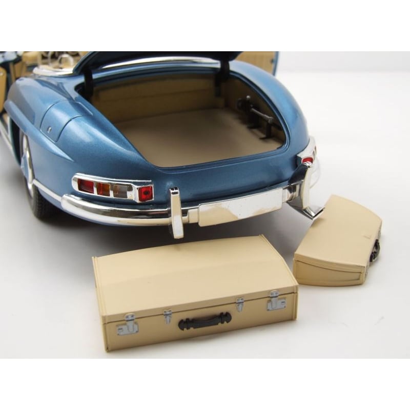 Minichamps 1/18 Scale 180 039042 Mercedes-Benz 300 SL Roadster W198 Met Blue
