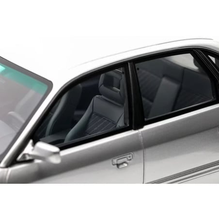 Otto Mobile 1/18 Audi S4 (C4) 4.2 V8 1993